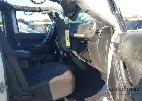 2017 Jeep Wrangler Unlimited Sport 4X4 from USA, damaged, VIN 1C4BJWDG2HL540721